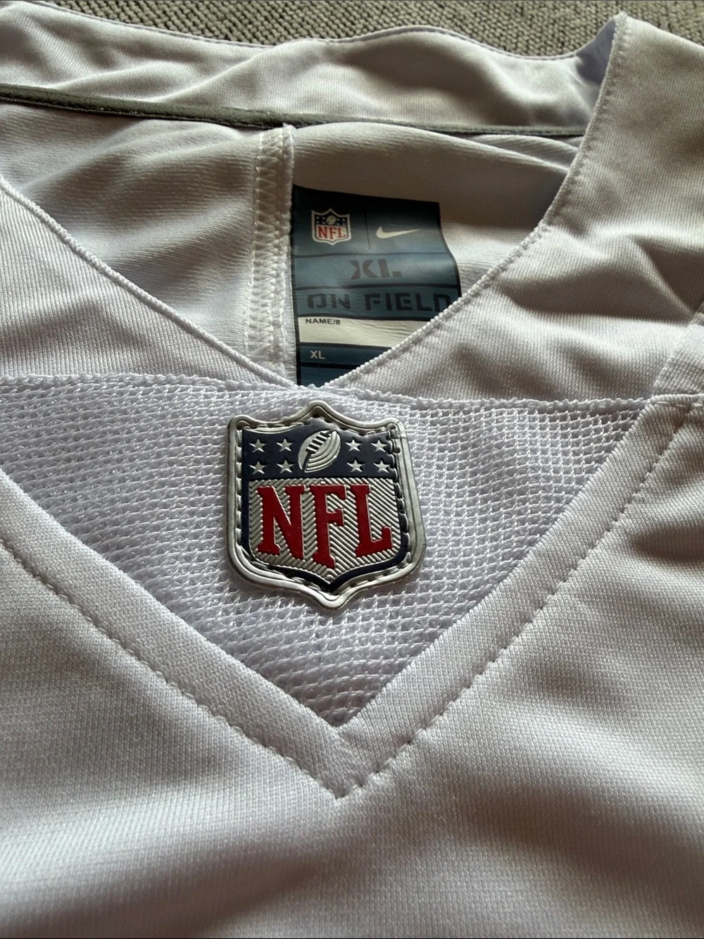 NWT Nike White Patrick Mahomes #15 Jersey Kansas City Chiefs sz XL
